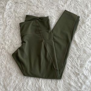 ON Women’s Active leggings